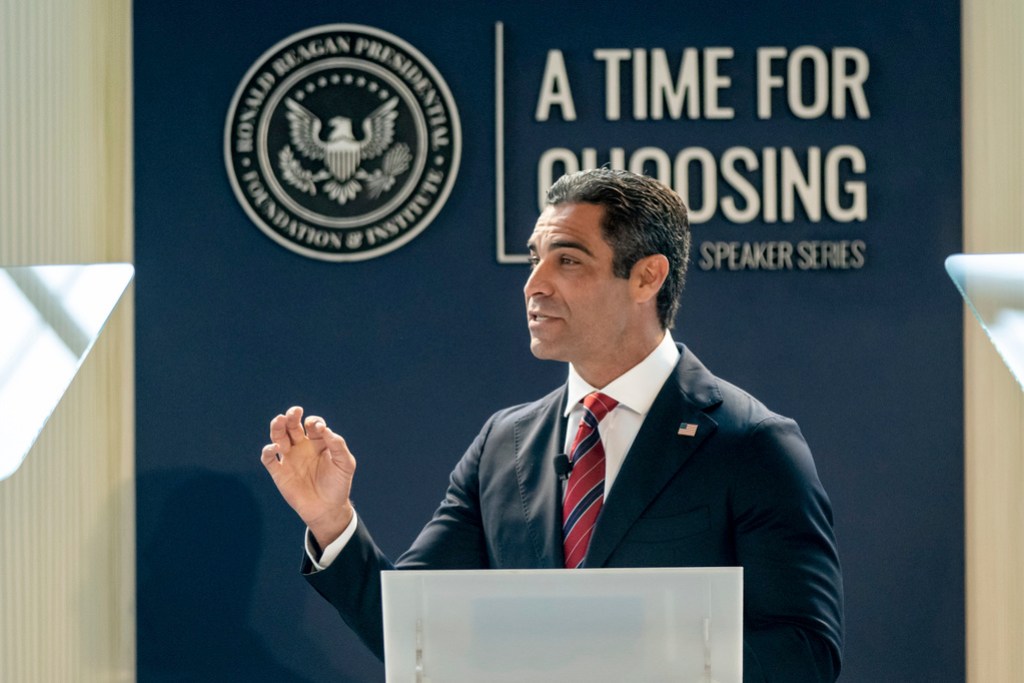 NextImg:Miami mayor pitches media strategy as GOP answer to Mamdani