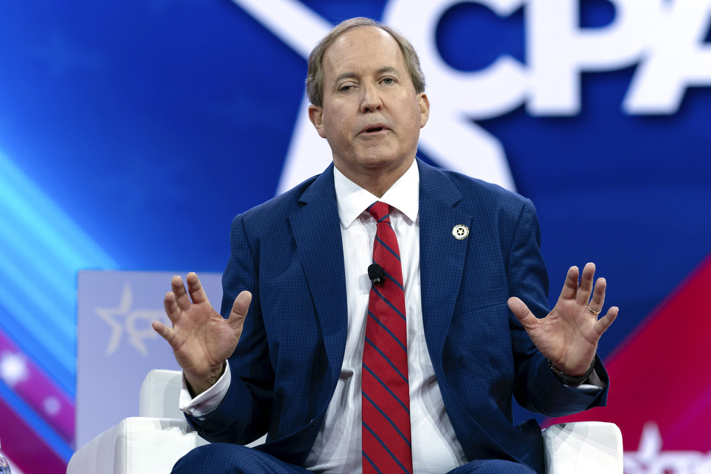 NextImg:Paxton opens undercover investigations into 'leftist terror cells'