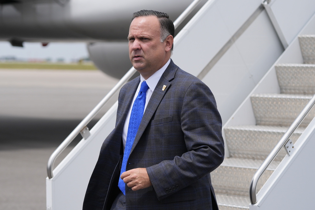 Trump appoints Dan Scavino to lead White House personnel office