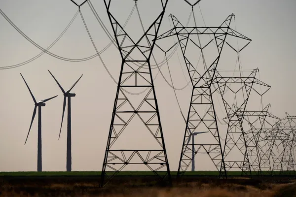 Trump-nominated judge orders Pentagon to end halt on wind projects