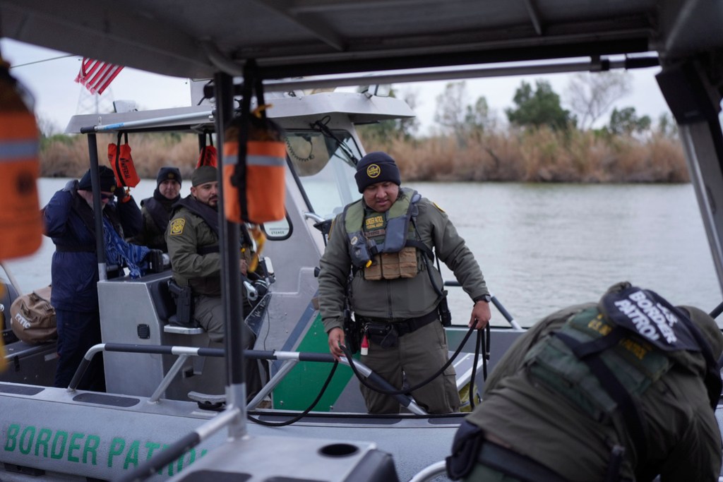 NextImg:Promise kept: Historic drop in illegal immigrants under Trump