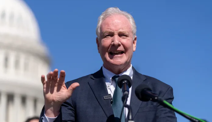 Senate Democrats tank shutdown vote on pay for federal workers