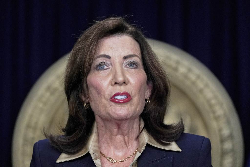 Hochul hammers Stefanik as Trump ‘sellout’ after Republican launches governor bid