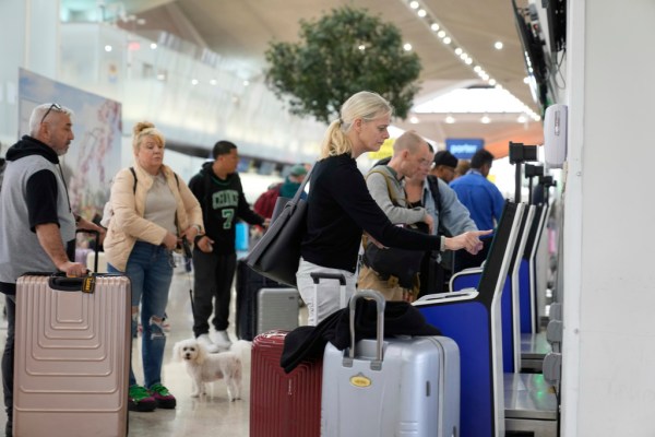 FAA cites air traffic controller shortages as cause of growing flight disruptions