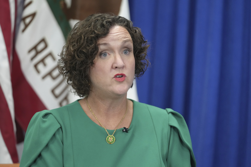 Katie Porter expresses regret after videos of her berating staff emerge