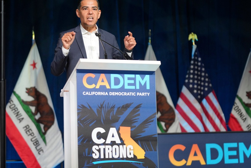 Congressional 'Master ICE Tracker' Planned on Oversight Site