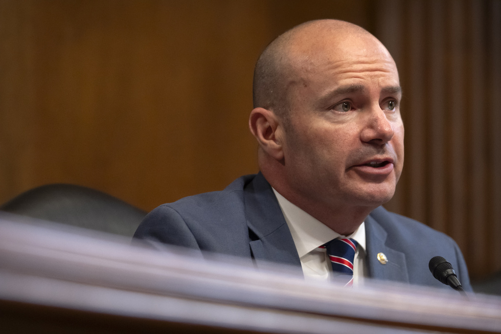 NextImg:Mike Lee to introduce bill to address damages to public lands by illegal immigrants