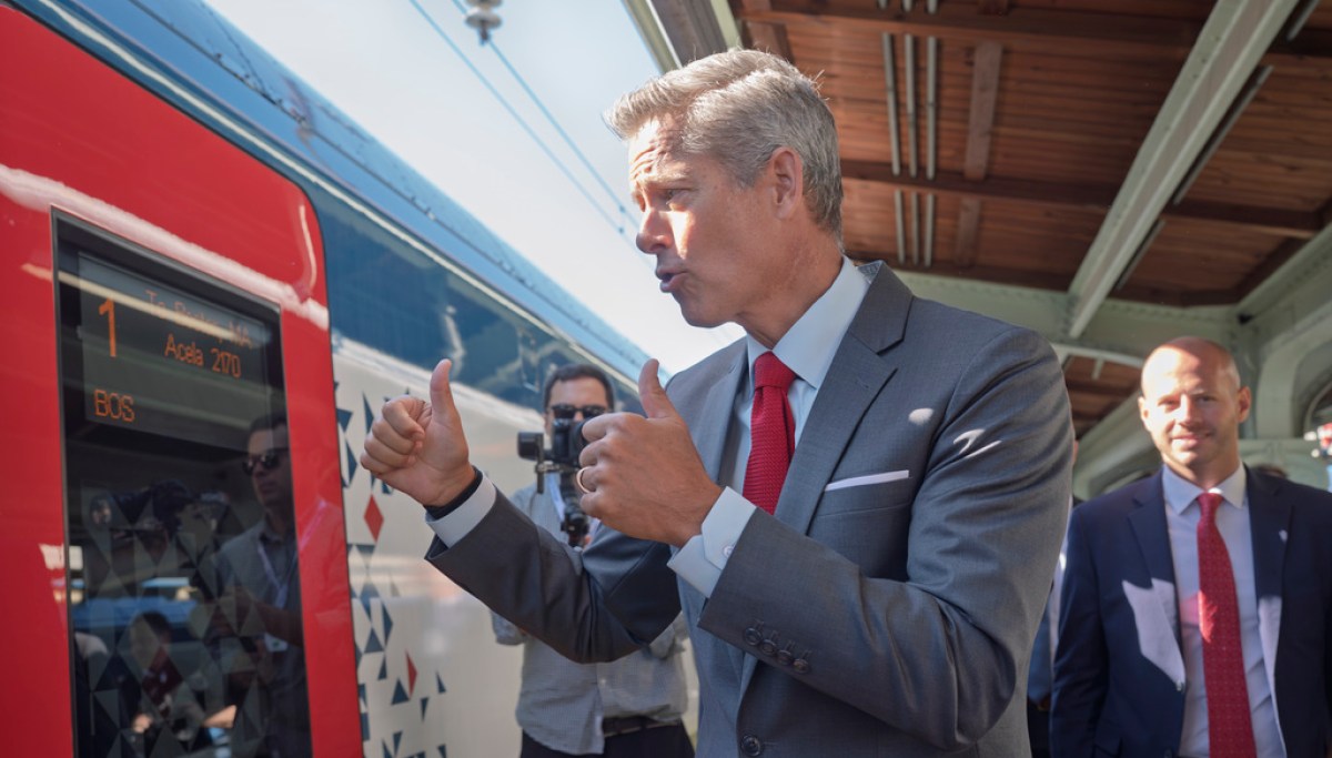 California delay on revoking CDL licenses revives battle for $160 million in federal funds