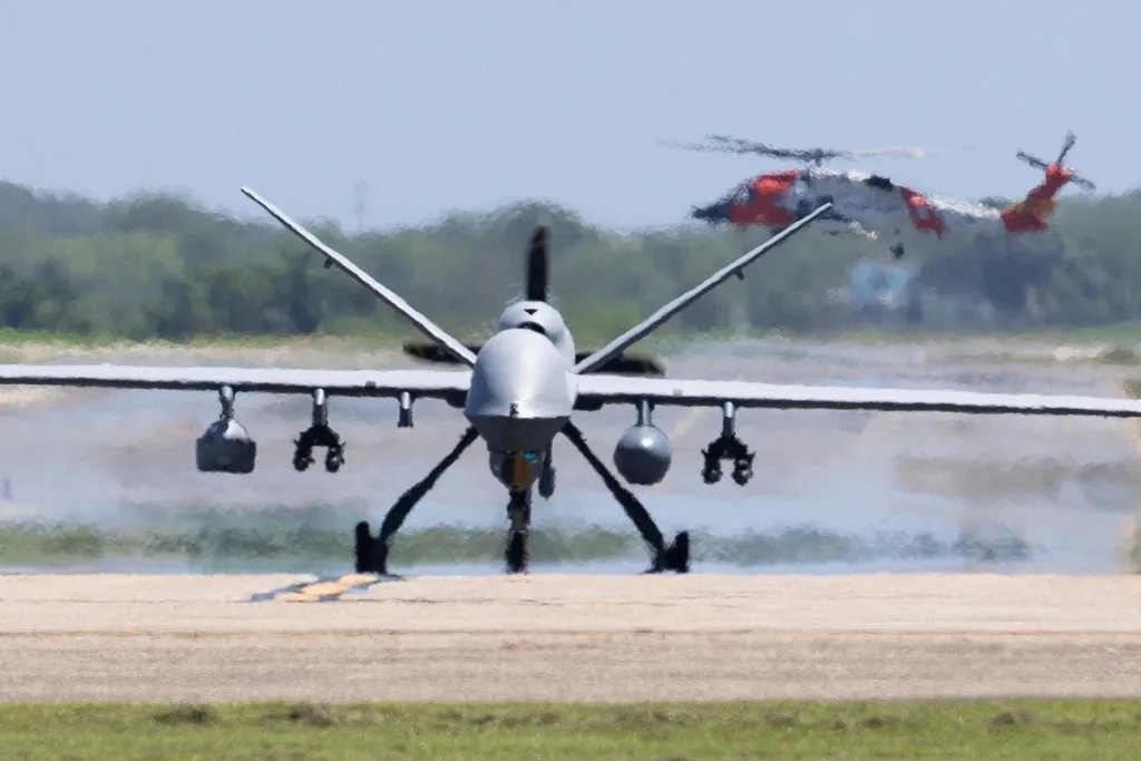 NextImg:Army’s counter-drone task force looks to ‘change the way the department’ thinks