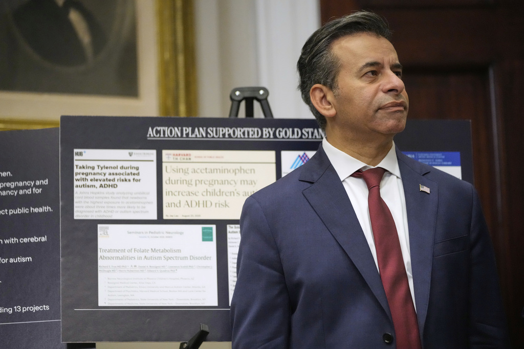 NextImg:Fact check: RFK Jr. forced by law to approve new abortion pill
