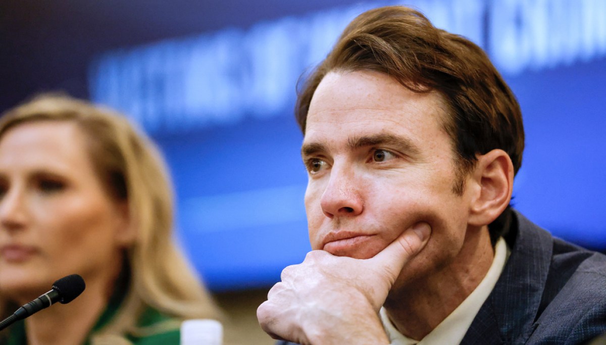 California’s vulnerable House Republicans swap districts and strategize ahead of primary