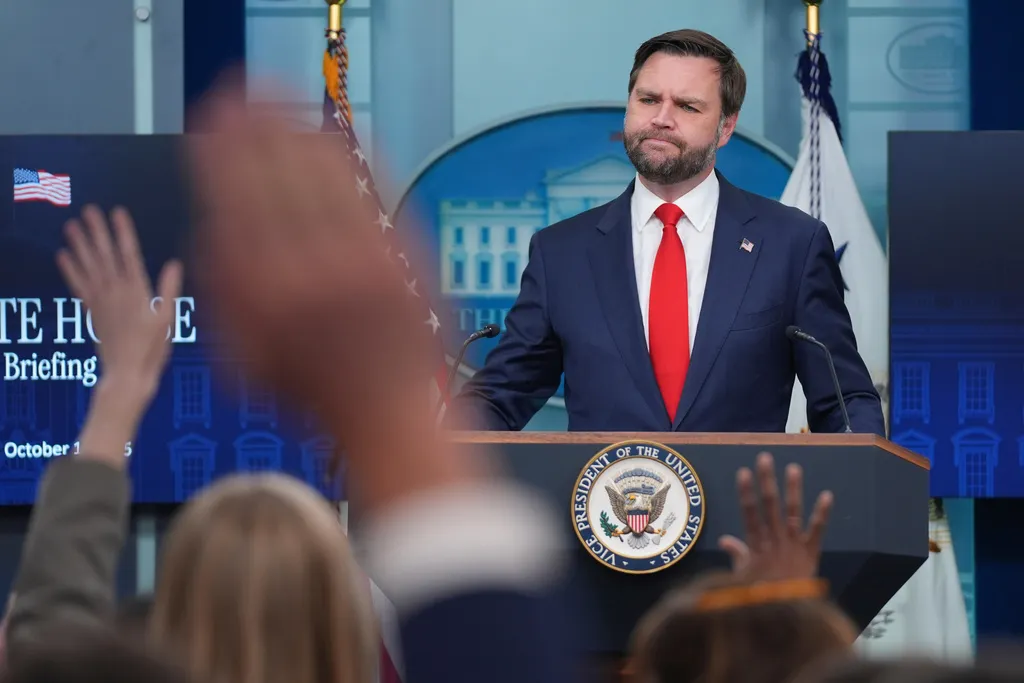 Vance suggests government shutdown will be short, moderate democrats will crack: ‘Pure guess’