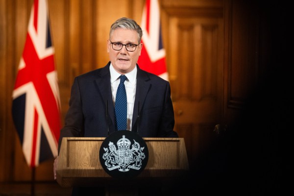 Weak Starmer waltzes into a winter of discontent
