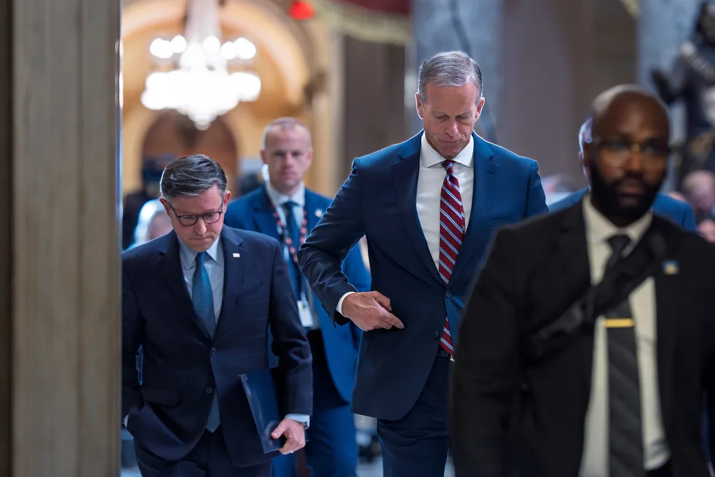 Senate leaves for the weekend with no shutdown deal in sight