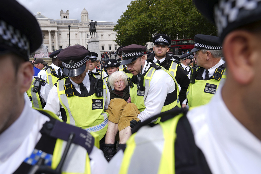 NextImg:UK to restrict 'repeated protests' after pro-Palestinian arrests