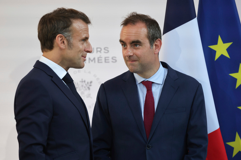 NextImg:Macron faces grim decision as calls for resignation abound