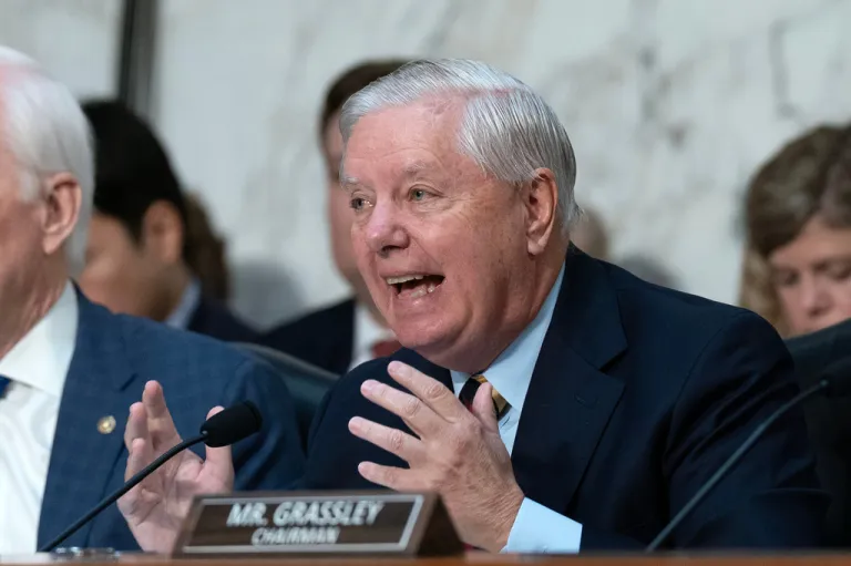 Sen. Lindsey Graham (R-SC) questions Attorney General Pam Bondi.