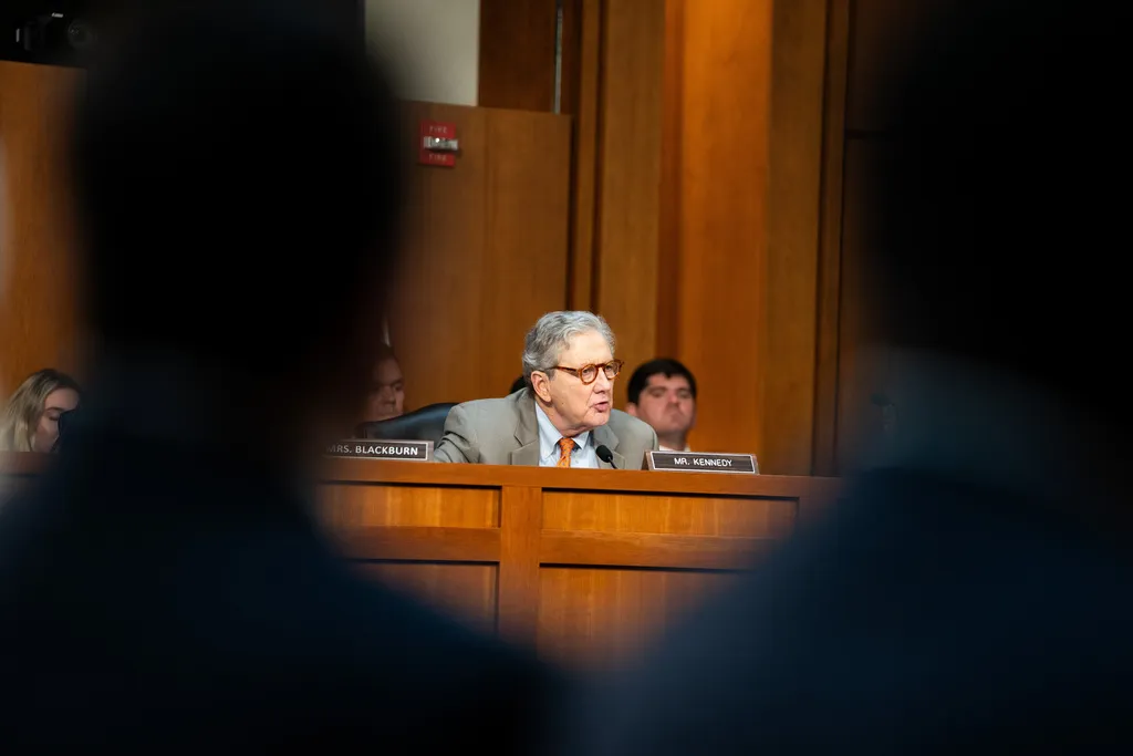 Kennedy outraged at telecommunications companies’ involvement in senator phone taps: ‘Serious as an aneuyrism’