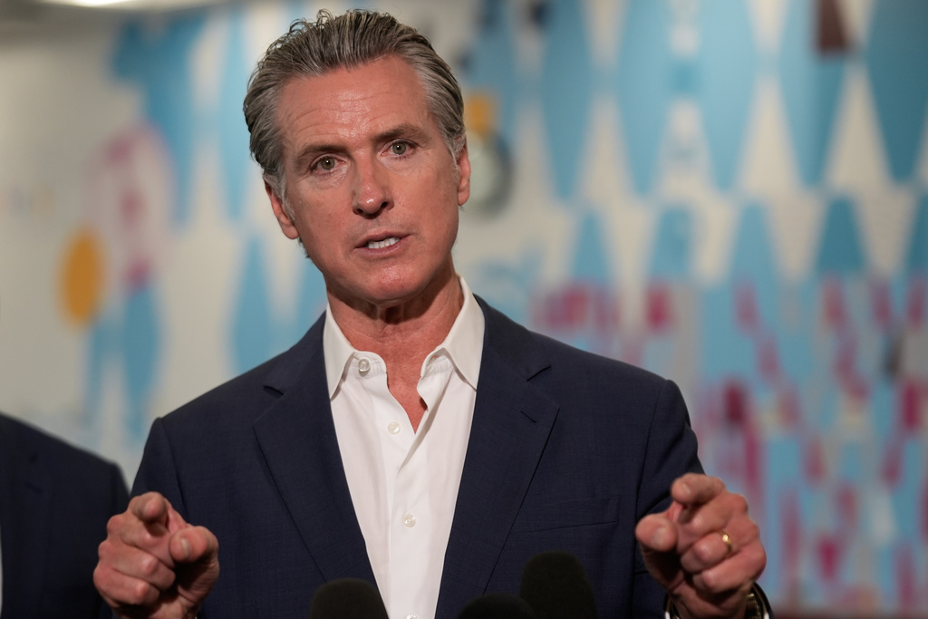 Newsom deploys National Guard to aid food banks during shutdown