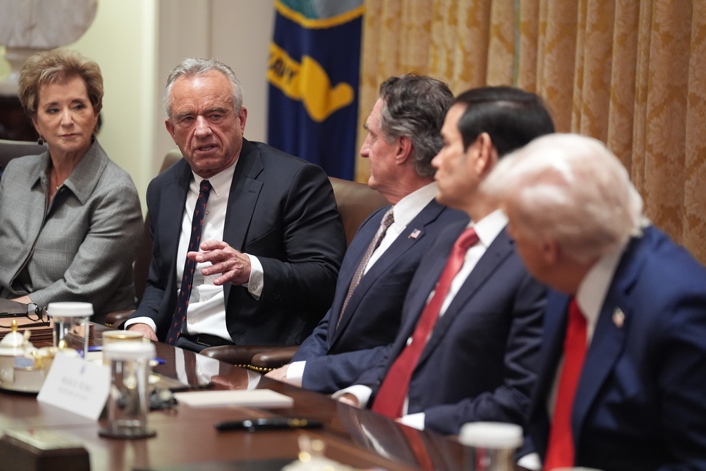 NextImg:RFK Jr.: Tylenol after circumcision maybe linked to autism