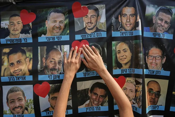 Trump’s hostage-freeing ceasefire plan draws gratitude from Israelis
