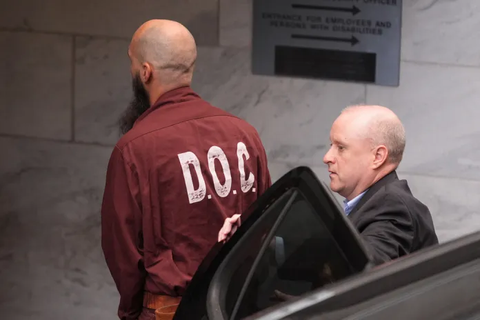 Man who firebombed Josh Shapiro’s residence pleads guilty