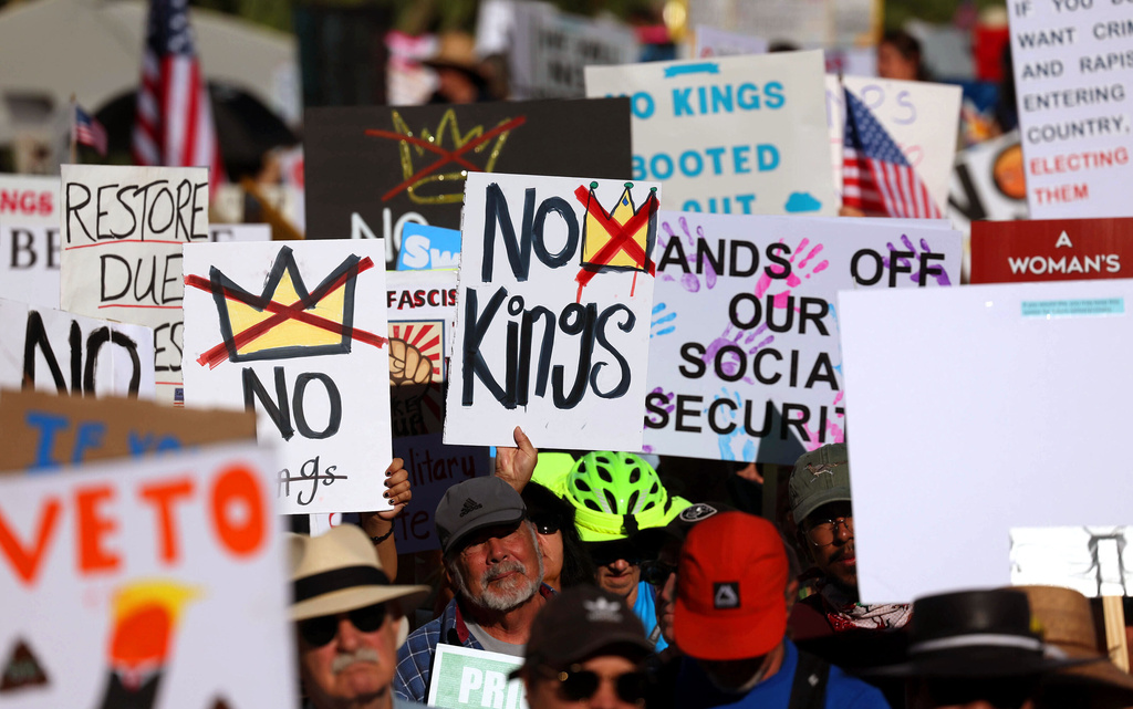 ‘No Kings’ leader to cut off support for Democrats who back Schumer