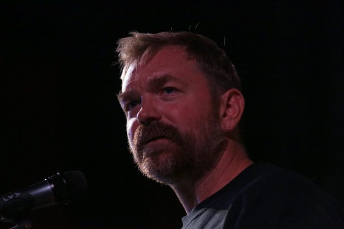 Why can’t both parties just disavow their own extremists?