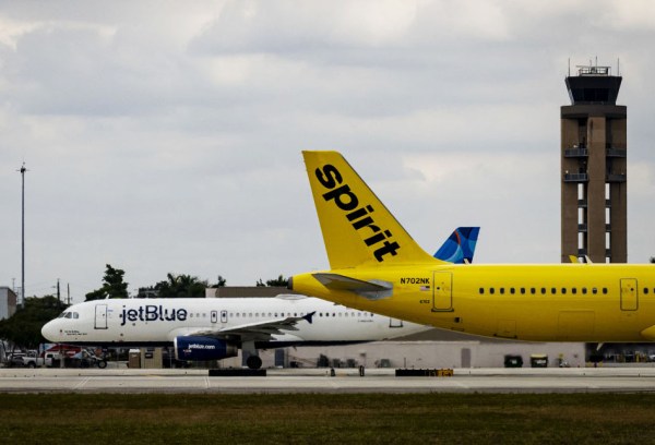 Hassett says talks of Spirit bailout are ‘ongoing’