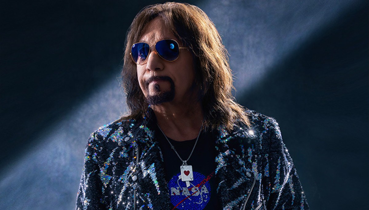 did ace frehley smoke cigarettes How created his signature smoking guitar effect Ace Frehley, 1951-2025 - Washington