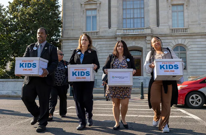 Members of Congress make renewed push for proposals aimed at protecting children online