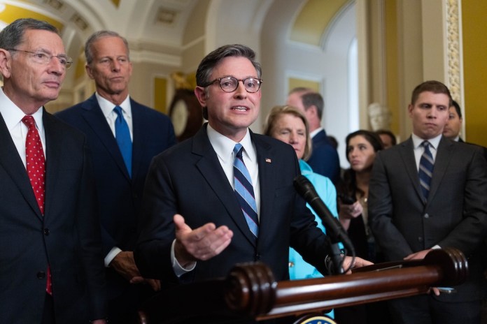 What to know about the conservative case for letting added Obamacare subsidies lapse thumbnail