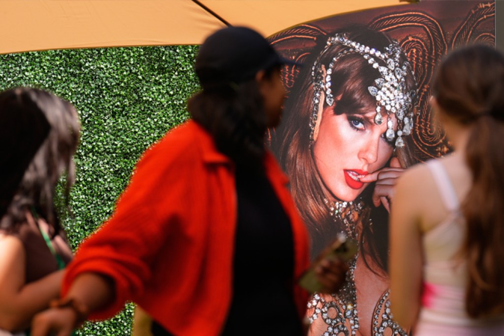 NextImg:Is Taylor Swift a MAGA girl now? 