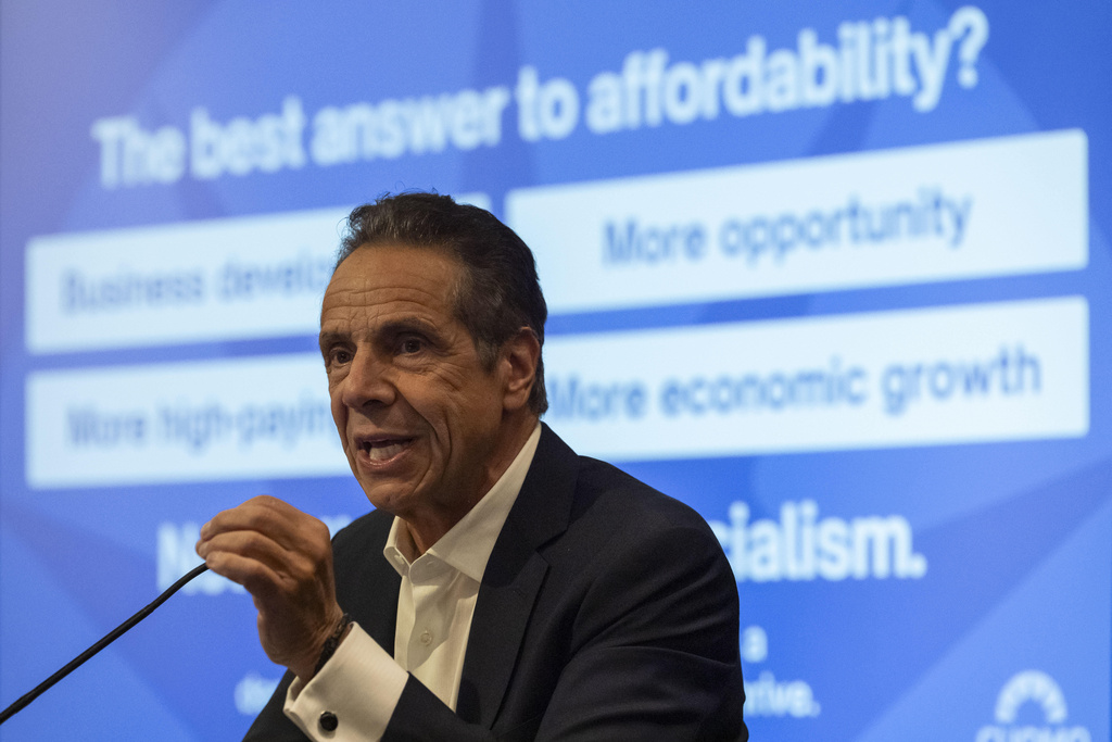 NextImg:Cuomo calls to rebuild Rikers Island jail