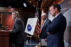 Murphy continues shutdown blame game when confronted over past comments decrying ‘hostage’ tactics