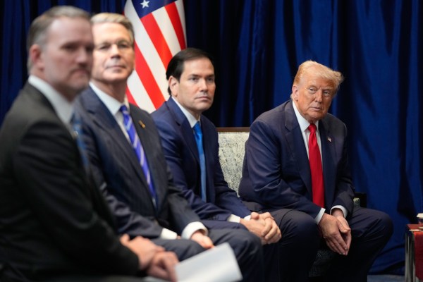 Trump inks trade deals on Asia trip, with US-China agreement close ahead of Xi meeting