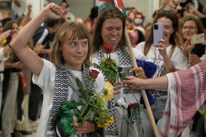 Greta Thunberg fires back at Trumps concerns for her mental health thumbnail