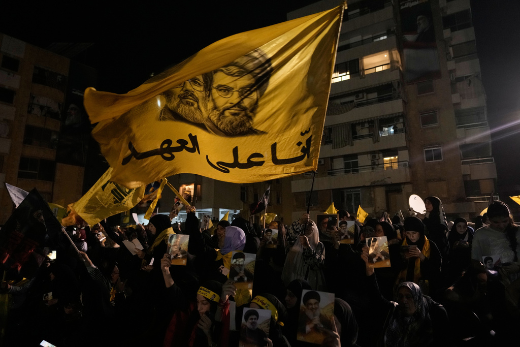 NextImg:Israel turns military focus toward Hezbollah post-Hamas ceasefire