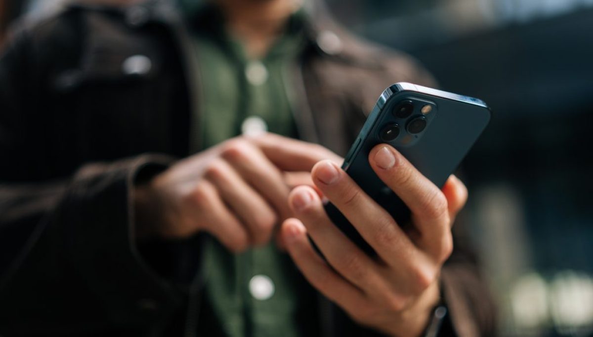 Another massive internet outage disables major websites