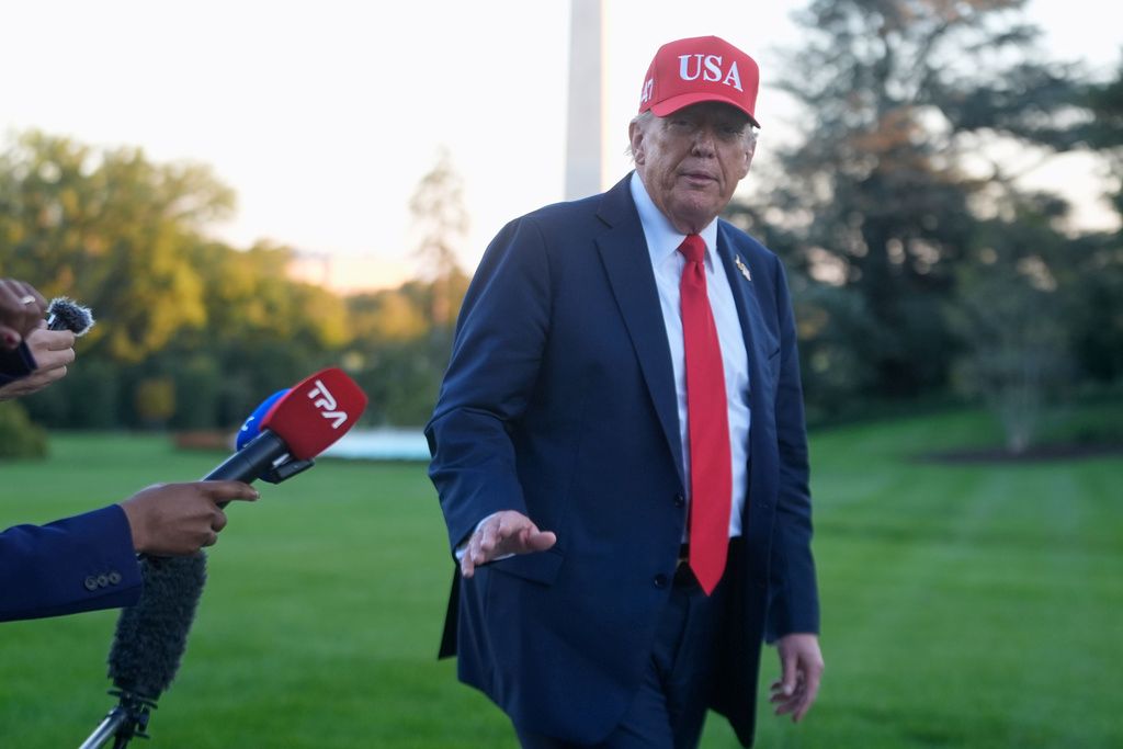 NextImg:Trump looks to pivot to land drug trafficking after deadly boat strikes