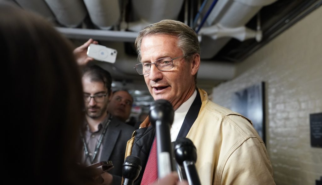 Capitol Tea: Tim Burchett teases 15-minute Christmas party special musical guest