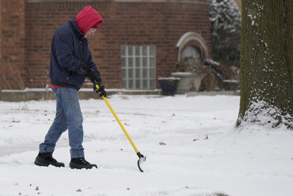 With winter approaching, millions await federal heating aid even as government reopens