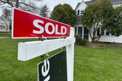 Median age of US homebuyer rises to 40, a record
