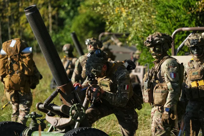 French service members participate in multinational military Exercise Pikne ("Lightning").