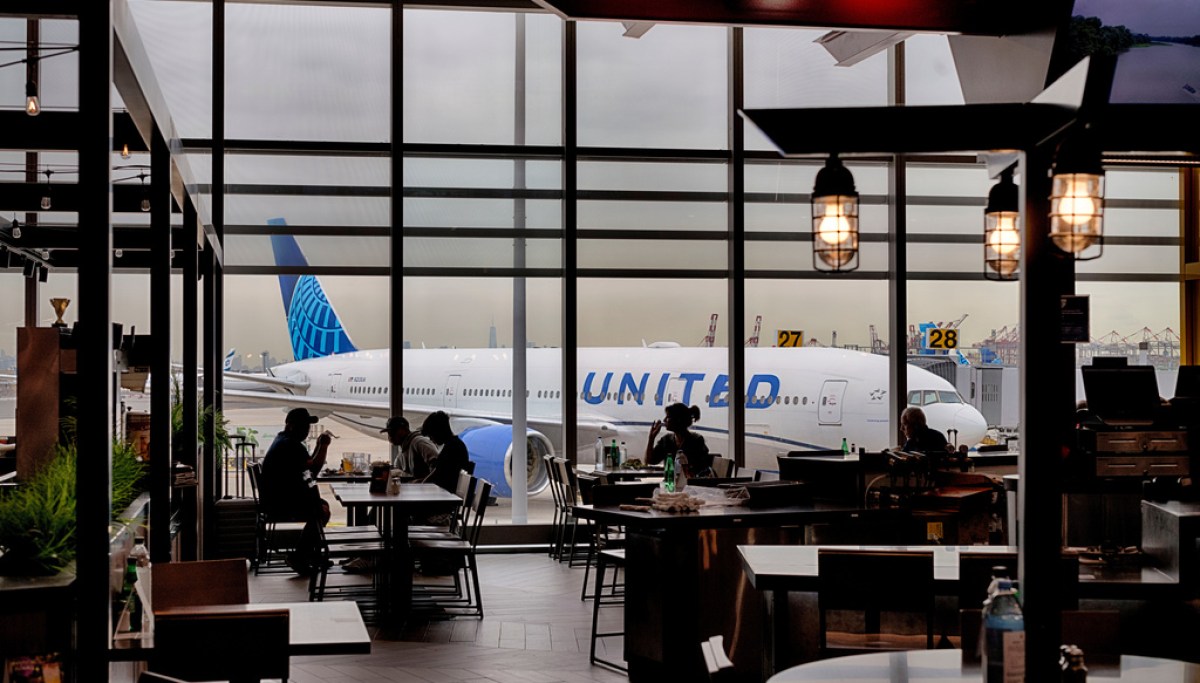 Control tower at Newark airport outside NYC evacuated over burning smell