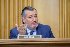 Cruz slams Republican colleagues for not denouncing Carlson after Fuentes interview