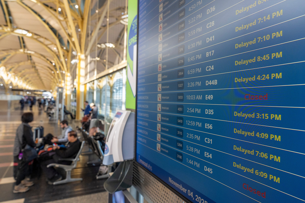 Government may reopen, but air travel chaos is far from over