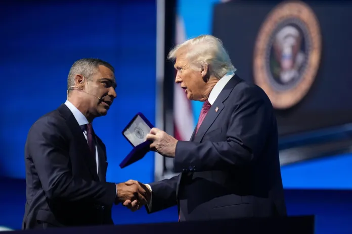 Miami mayor gifts Trump key to the city Miami mayor gifts Trump key to the city