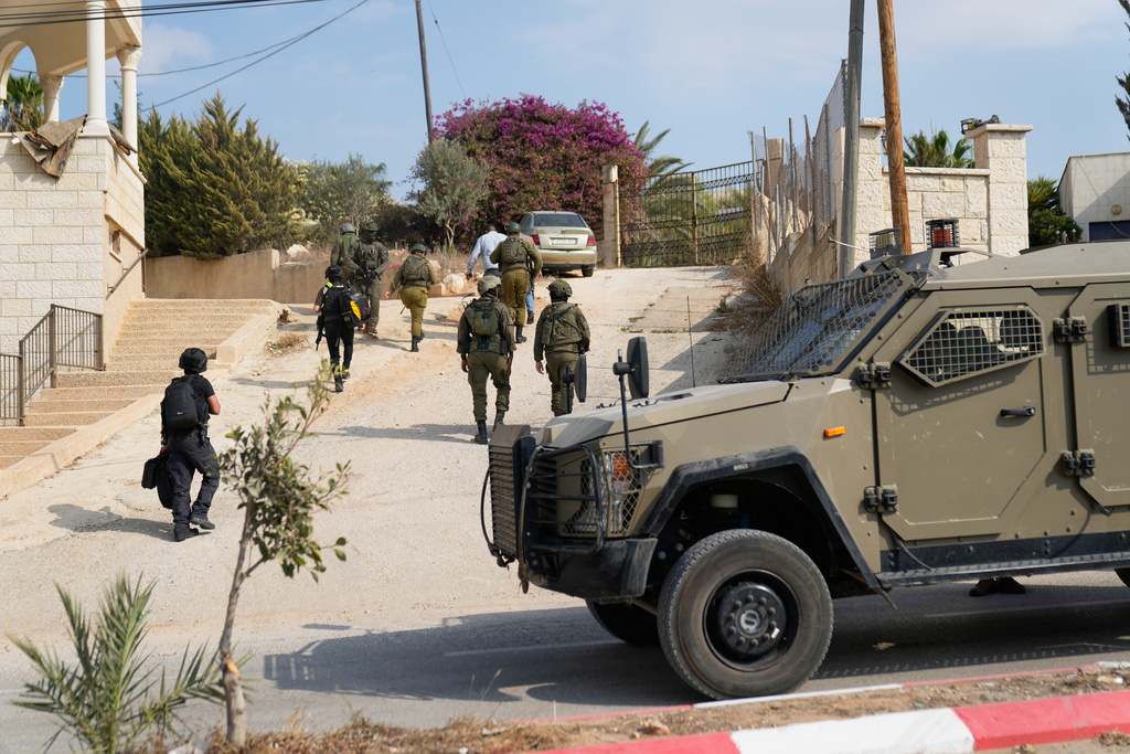 Israel investigating settlers who set fire to another West Bank village, injured IDF soldiers