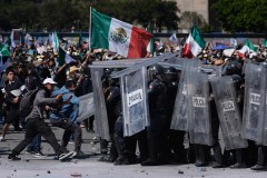 Mexican president rejects US striking drug cartels despite riots over violent crime